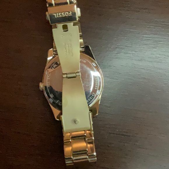 Unisex Gold Fossil Watch with Silver and Gold Bling Watch Face - Picture 5 of 9